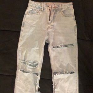 Straight jeans ! Never worn